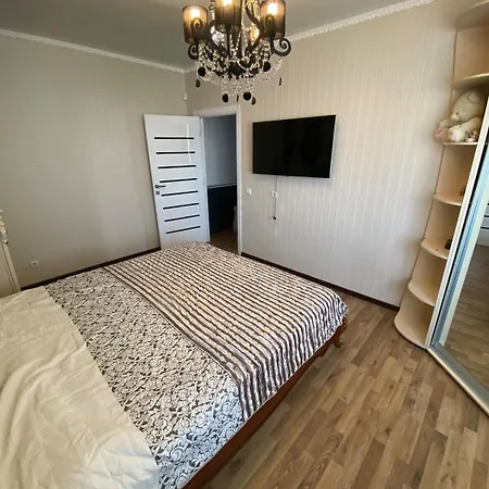 Stylish High-tech On Zabol Apartment Odesa