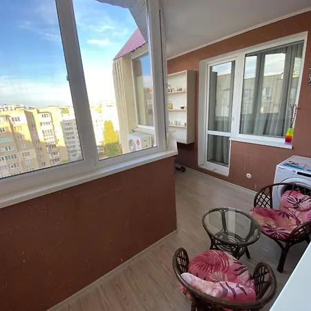 Stylish High-tech On Zabol Apartment *
